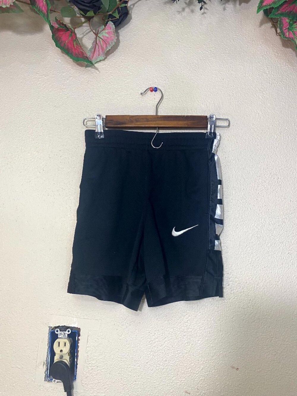 Nike Dri-Fit Black Athletic Shorts Kids Size Small